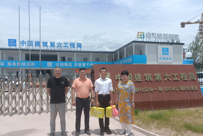 炎炎夏日送清涼，滴滴關懷沁人心